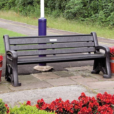 Historische Parkb&auml;nke