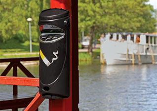 Un cenicero equipado con el sistema SmokeGuard