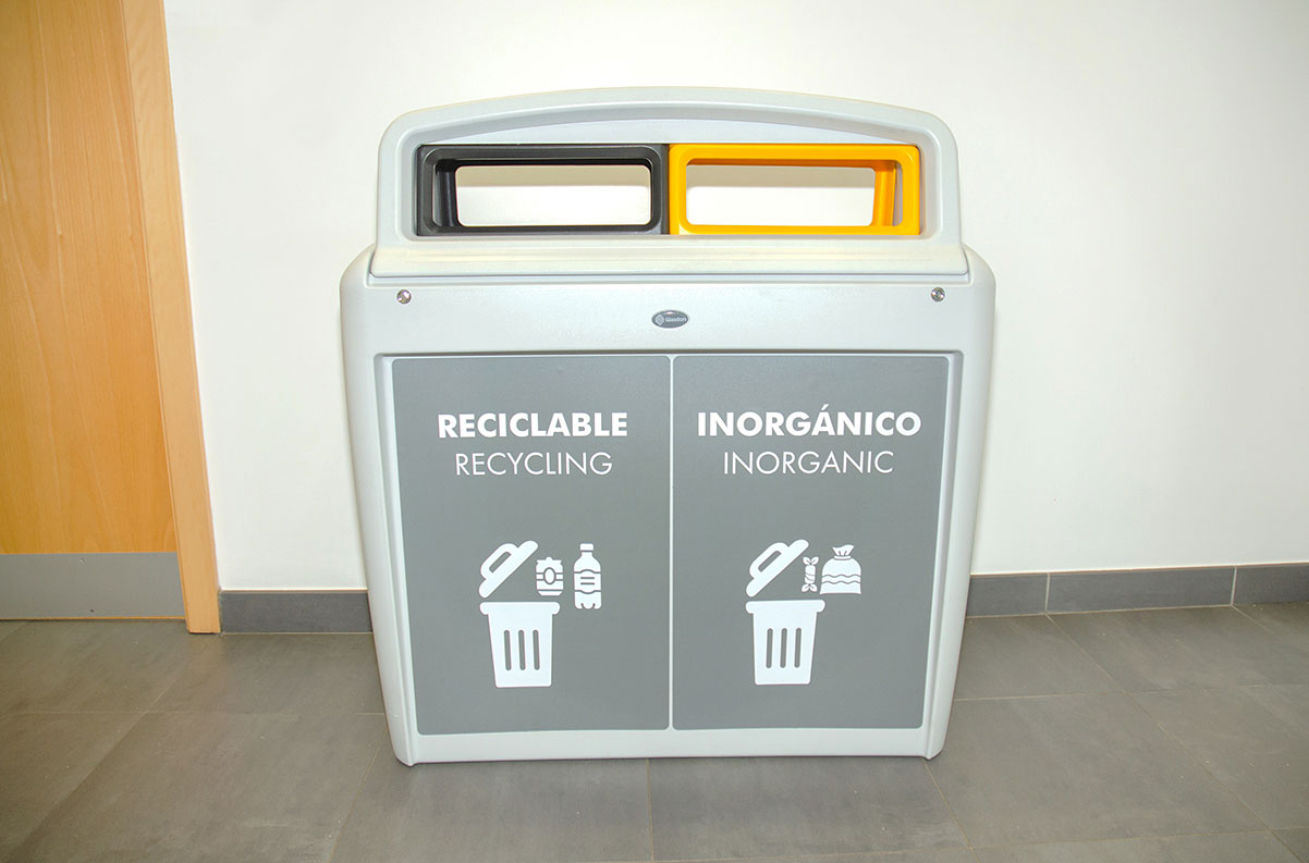 Papelera de reciclaje Nexus&reg; Evolution City Duo con gr&aacute;fico frontal personalizados