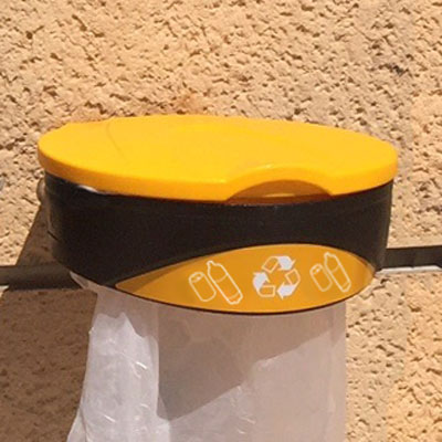 Soporte para bolsa de basura Orbis&trade;