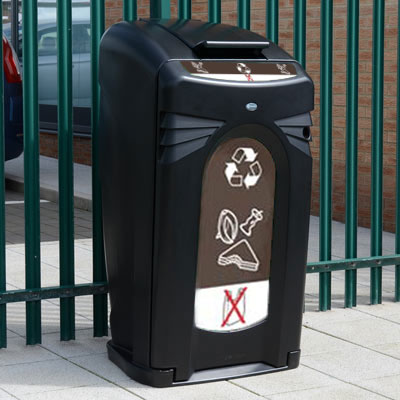 Orbis Duo sack holder on a stand in public place