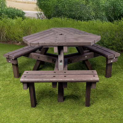 Table pique-nique Waddington&trade; 6 places avec acc&egrave;s PMR