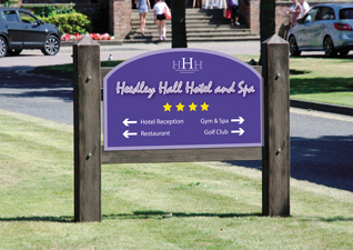 Glasdon Gateway Property Sign located outdoors outside a hotel’s grounds
