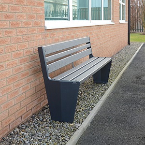 Vistra Seat with Timberpol slats