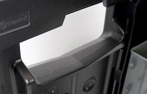 What is this? Glasdon Jubilee&trade; Duo 220 Bin - Overhanging Aperture Shelves