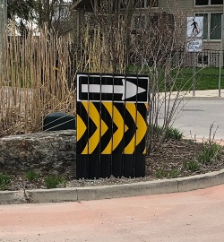 chevroflex-wellington-sign-system