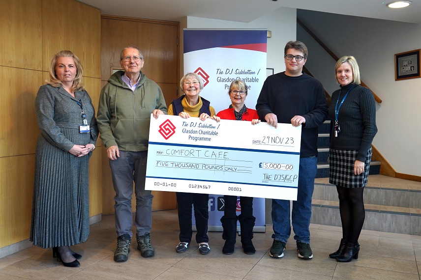 Comfort Cafe Cheque Presentation
