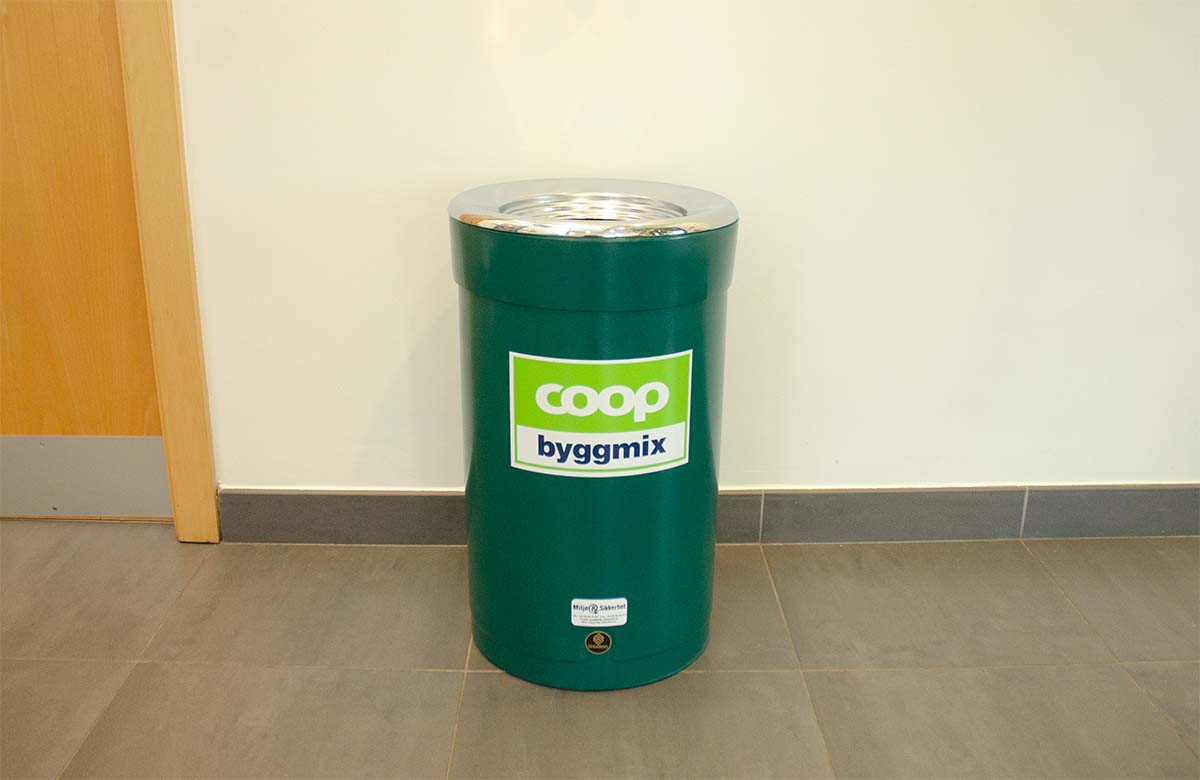 Junior Ambassador&trade; Litter Bin with personalised front graphic