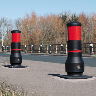 Neopolitan&trade; 150 600mm Bollard