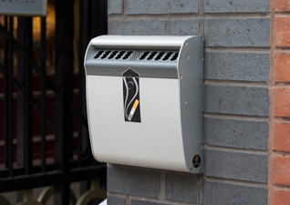 Ashmount™ Muurasbak 3 liter voor buiten in grijs