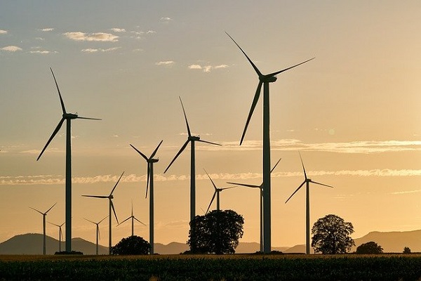 Een veld van windturbines