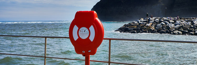 Guardian™ Reddingsboeikasten op het strande