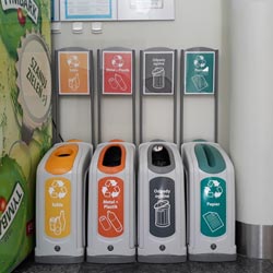 Pojemniki do segregacji odpadów zmieszanych Nexus® 50