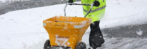 Glasdons guide till handdrivna sandspridare och saltspridare