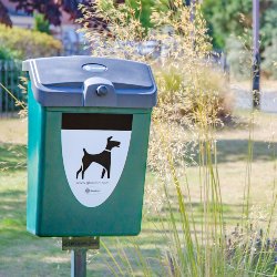 Hundlatrin Fido 25 p&aring; stolpe