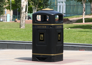 Glasdon Jubilee Litter Bin with stubbing plate and gold banding