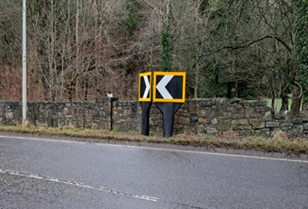 Apex on a road at daytime