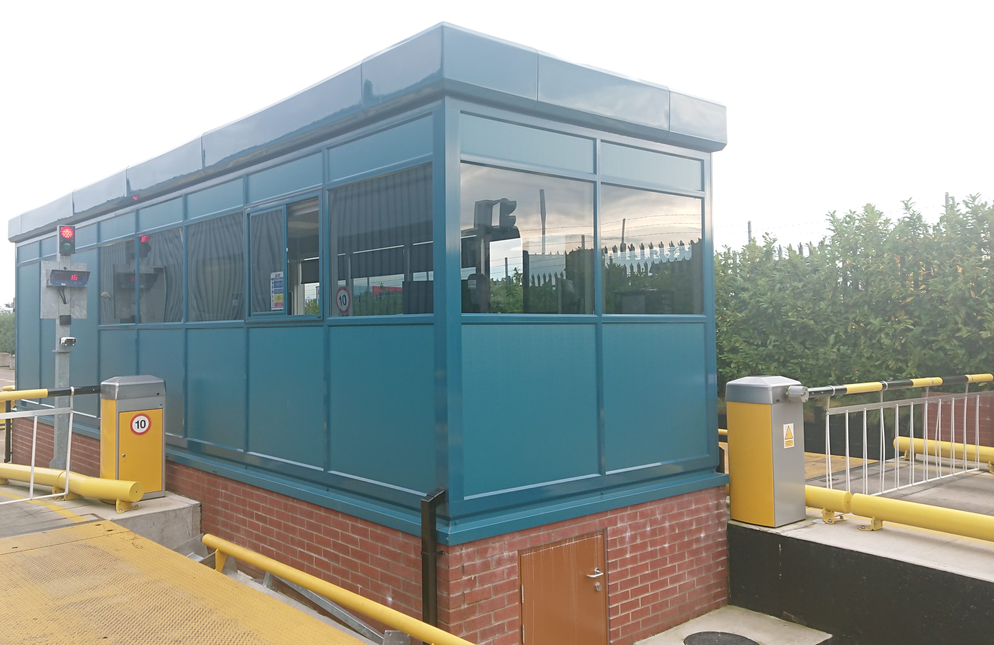 The new Beacon GRP Building System at IAE