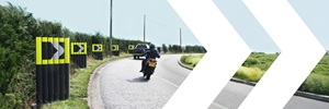 How Do I Choose the Right Chevron Road Safety Sign?