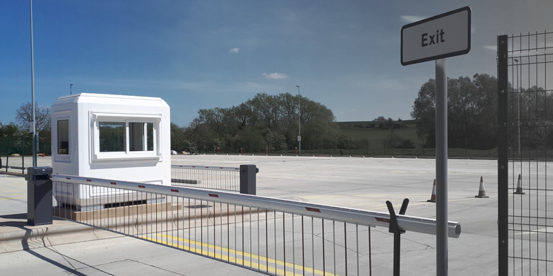 A Glasdon Genesis Gatehouse