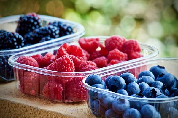 Fruit in container