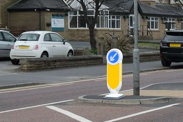 Rebound Signmaster Ultralow Bollard lighting up a junction during daylight