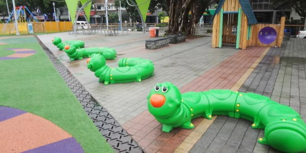 Munchy Childrens Seat in Playground
