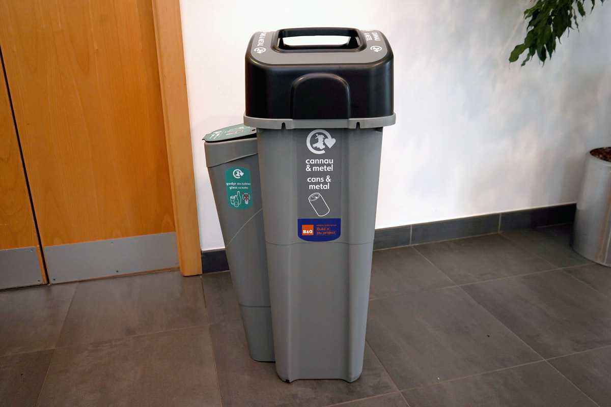 Eco Nexus&reg; 85 Can Recycling Bin with personalised front graphics