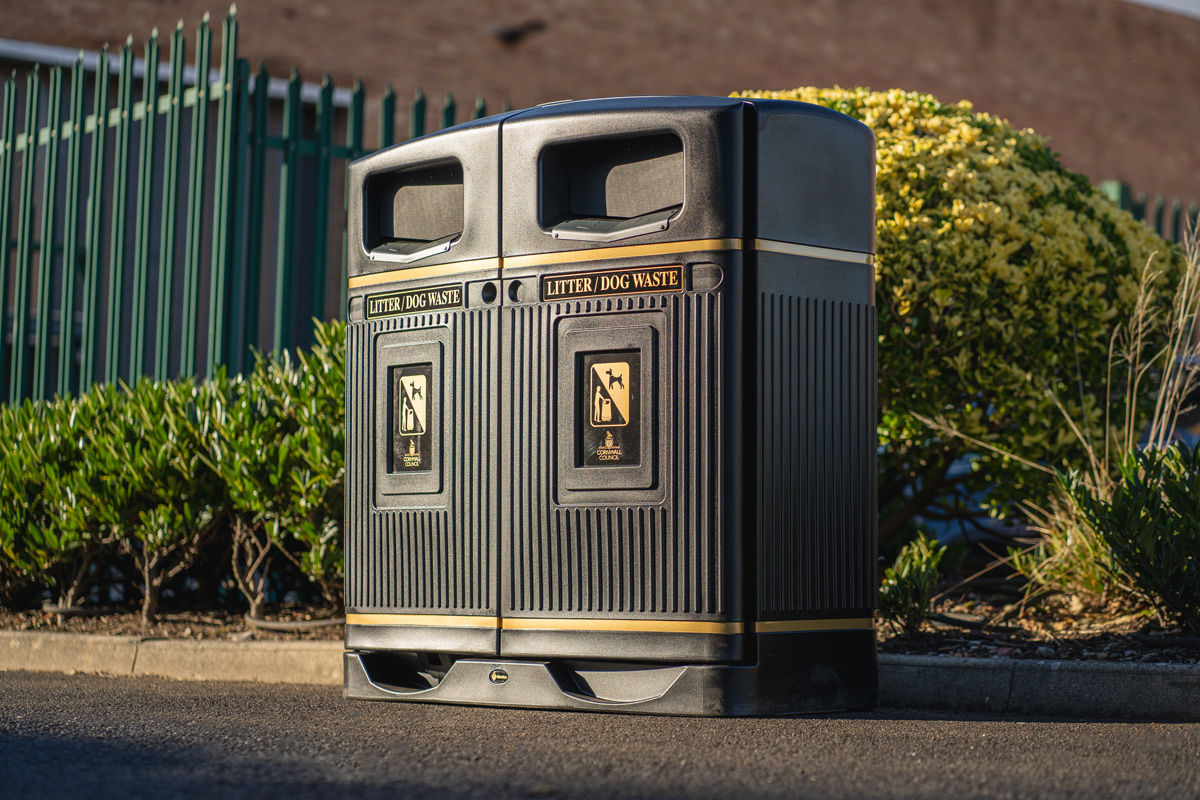 Glasdon Jubilee&trade; Duo 220 Litter Bin with personalised front graphics