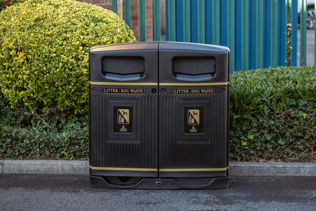Glasdon Jubilee&trade; Duo 220 Litter Bin with personalised front graphics