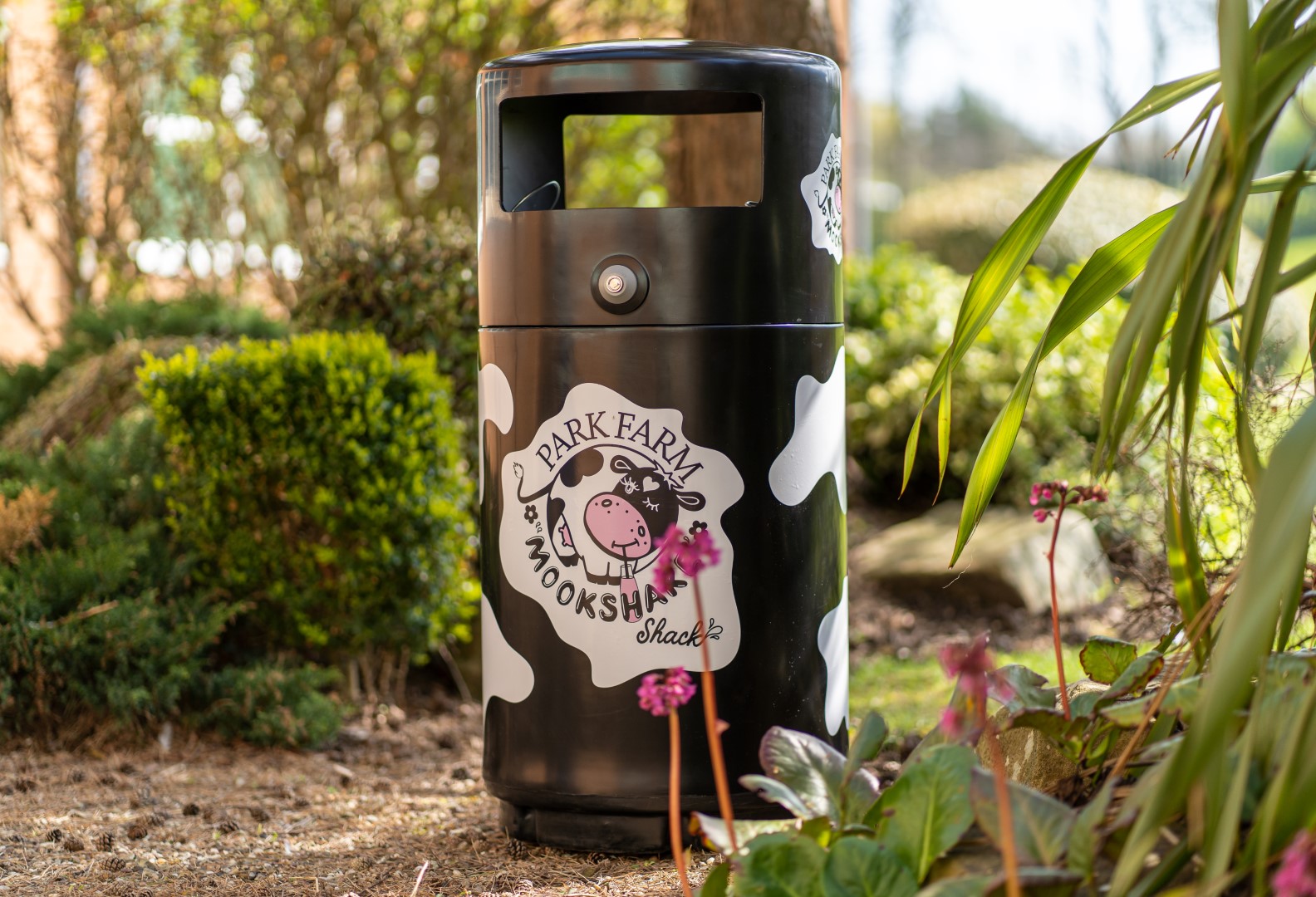 Super Guppy&trade; Litter Bin with personalised graphics wrap