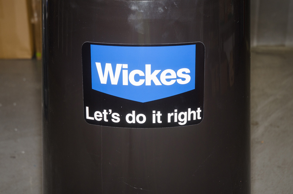 Topsy 2000&trade; Litter Bin with personalised front graphic