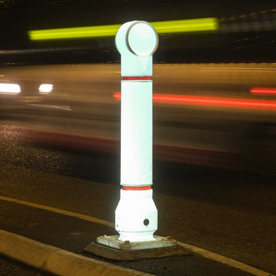 Illuminated Mini-Ensign&trade; Bollard
